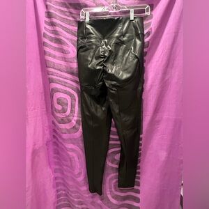 Popilush Black Faux Leather Leggings size xl